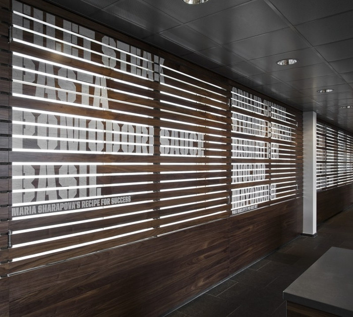 充滿運(yùn)動、活力的特色餐廳