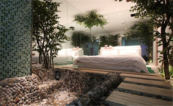 別具一格的瑪?shù)铝涨閭H主題酒店 別具一格的瑪?shù)铝涨閭H主題酒店