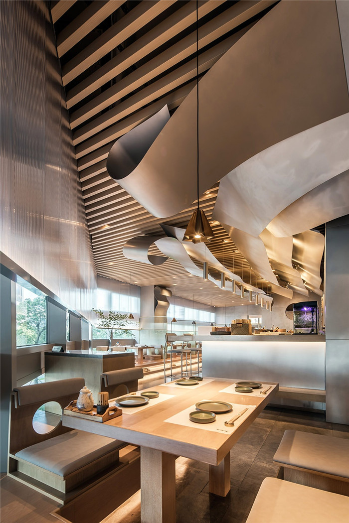 以云為主題創(chuàng)意壽司大高級料理餐廳設(shè)計(jì)案例 以云為主題創(chuàng)意壽司大高級料理餐廳設(shè)計(jì)案例
