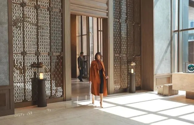 重慶麗晶酒店客房升級(jí)改造設(shè)計(jì)  科技服務(wù)更顯奢華