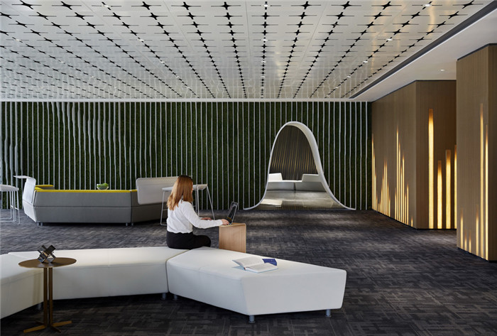 最新多元化智能辦公設(shè)計案例:綠地集團總部設(shè)計 最新多元化智能辦公設(shè)計案例:綠地集團總部設(shè)計