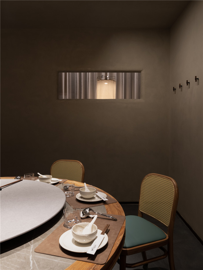 山西如熹詫寂風(fēng)打邊爐廣式火鍋店設(shè)計(jì)賞析 山西如熹詫寂風(fēng)打邊爐廣式火鍋店設(shè)計(jì)賞析