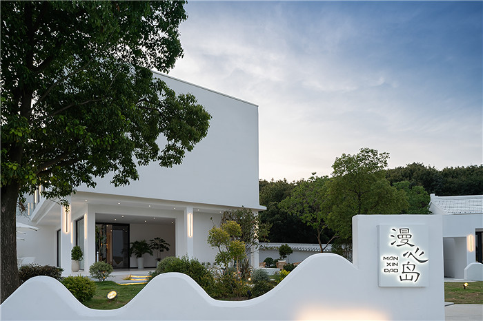 現(xiàn)代極簡風(fēng)蘇州西山漫心島民宿酒店設(shè)計(jì) 現(xiàn)代極簡風(fēng)蘇州西山漫心島民宿酒店設(shè)計(jì)