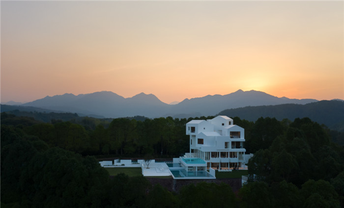 極簡(jiǎn)純白 米窩設(shè)計(jì)師酒店設(shè)計(jì)賞析 極簡(jiǎn)純白 米窩設(shè)計(jì)師酒店設(shè)計(jì)賞析