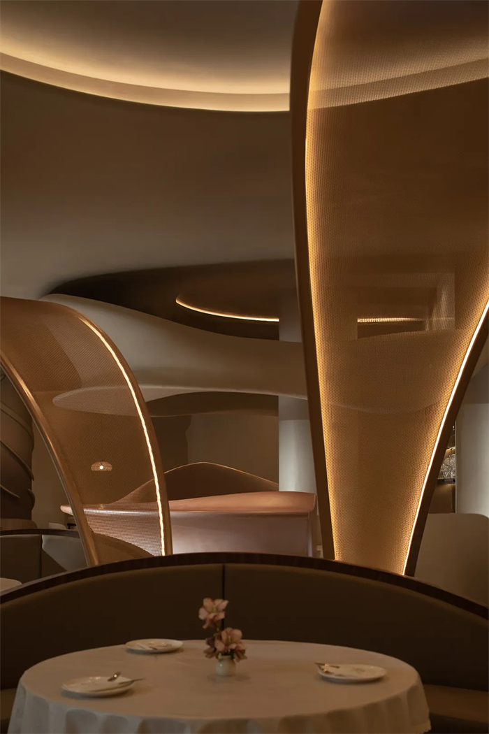 沙海繁花意境   杭州有家西餐廳設(shè)計