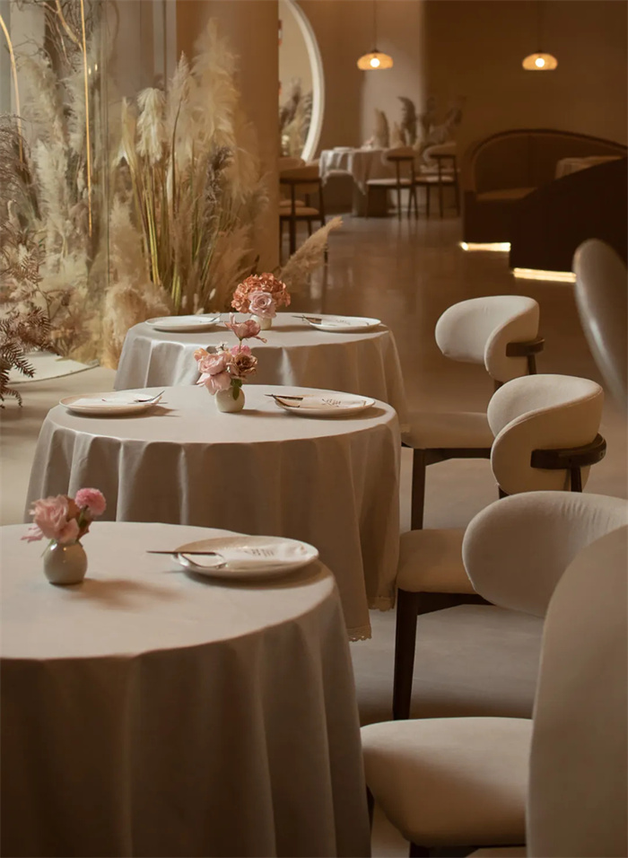 沙海繁花意境   杭州有家西餐廳設(shè)計