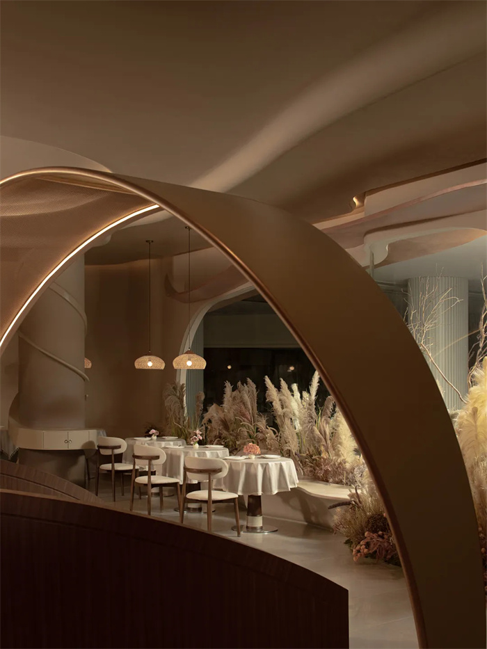 沙海繁花意境   杭州有家西餐廳設(shè)計